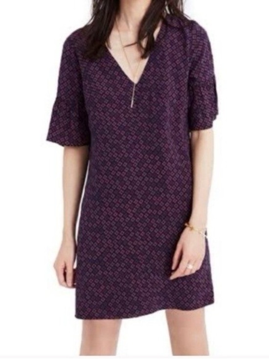 Madewell Dresses & Skirts - Madewell Purple Patterned silk V-Neck Ruffle Sleeve Mini Dress